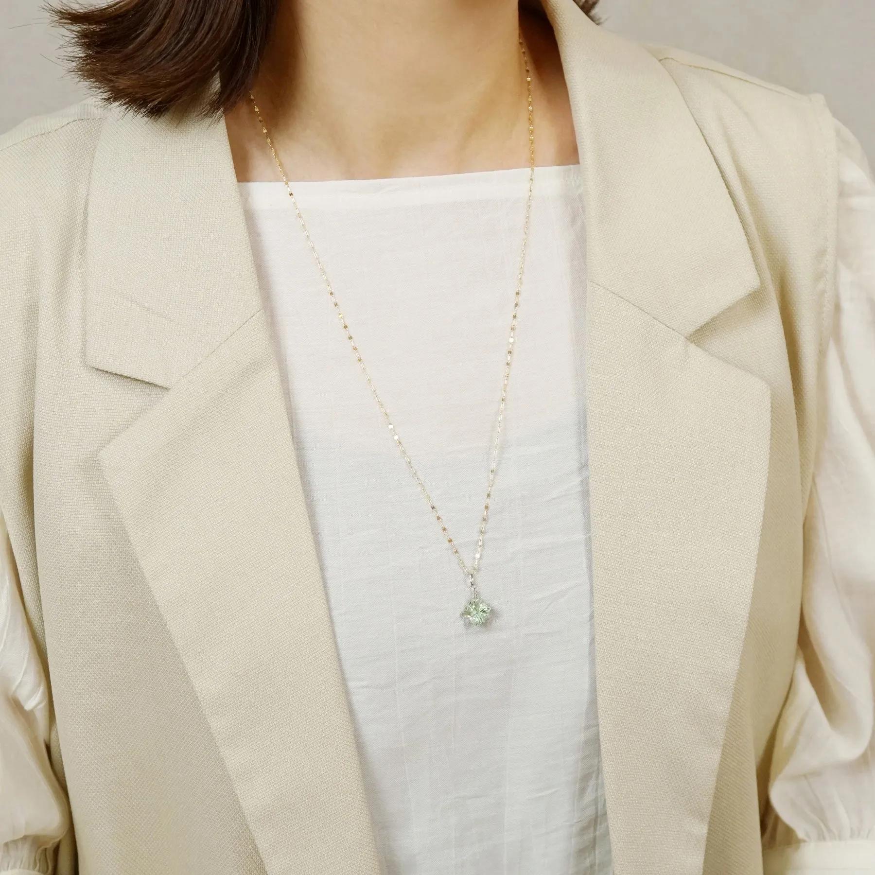 10K Green Quartz Necklace Charm (White Gold)