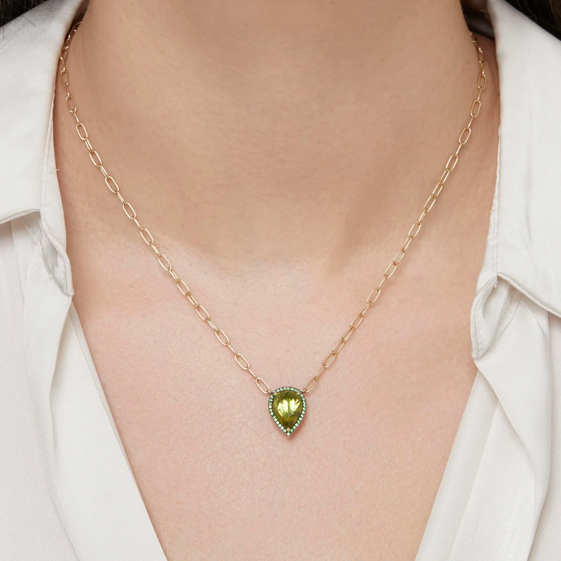 14KT Yellow Gold Peridot Green Garnet Luxe Sophie Chain Link Necklace