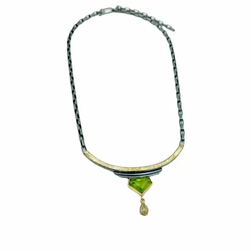 18k Gold Rose Cut Diamond and Rose Cut Peridot Deco Necklace