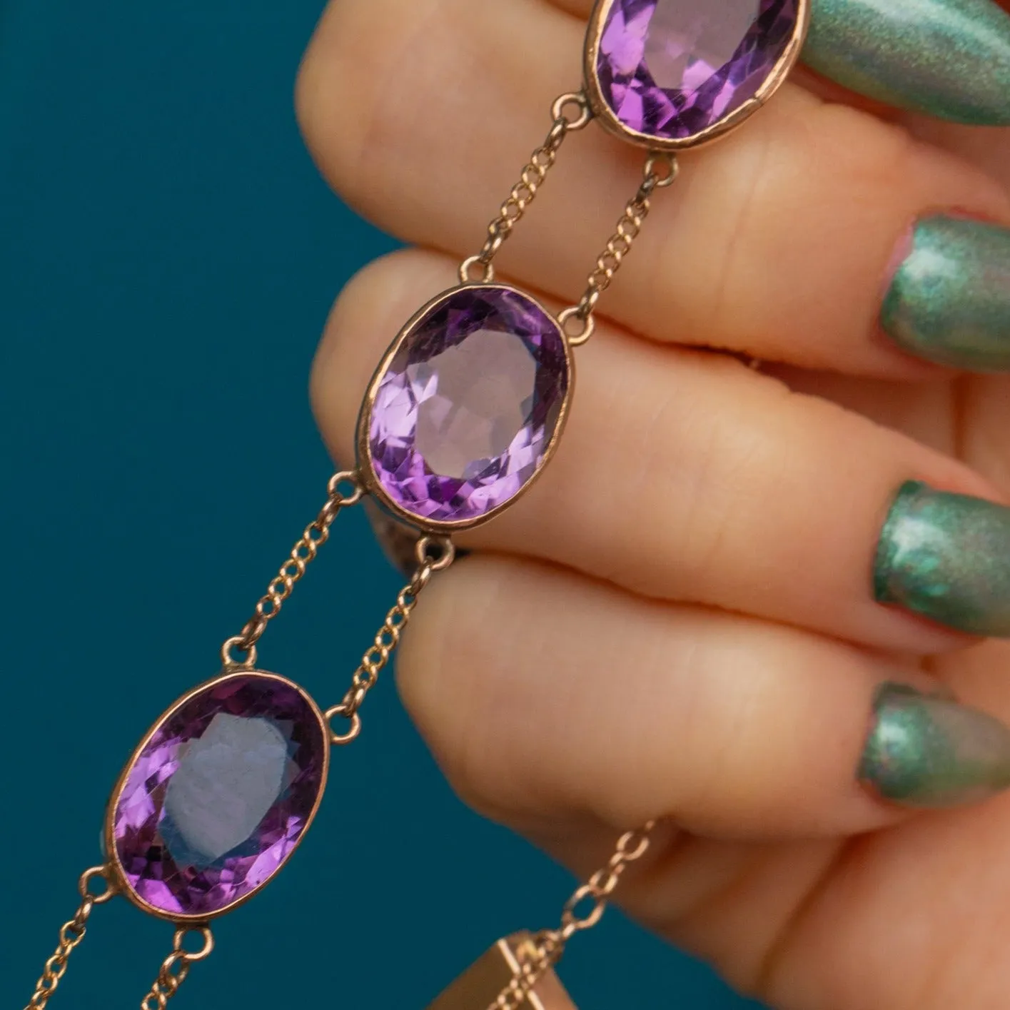Antique 9ct Gold Amethyst Bracelet, 28.00ct