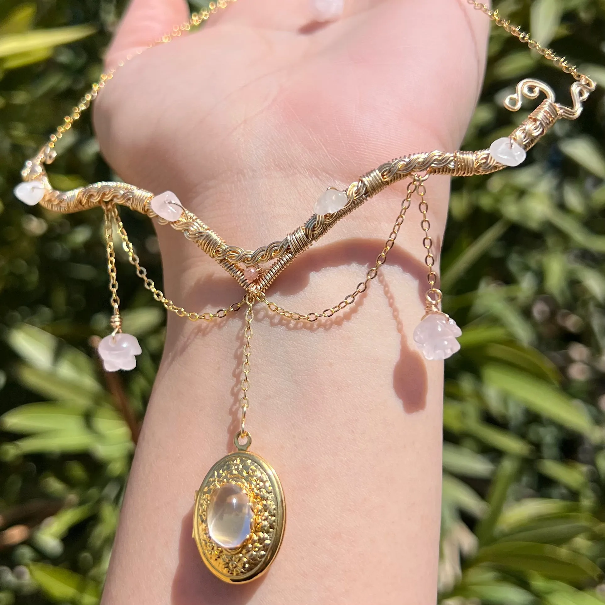 Astraea Locket in Rose Quartz ✵