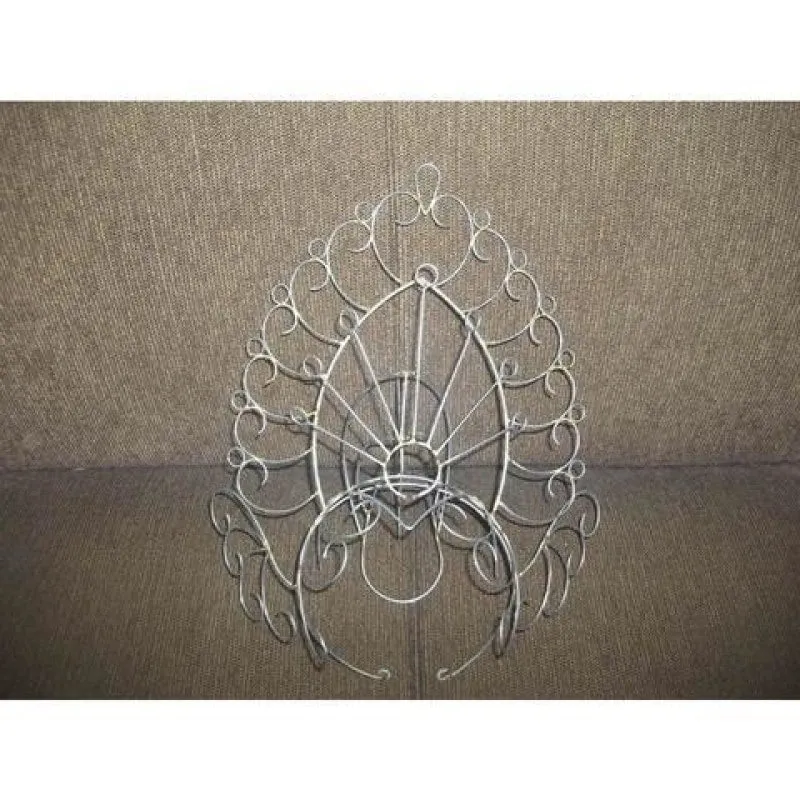 Bela Crown Spikes Dots & Curls
