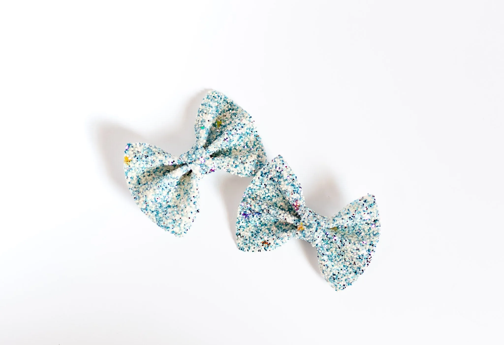 Birthstone Bow: March, Aquamarine