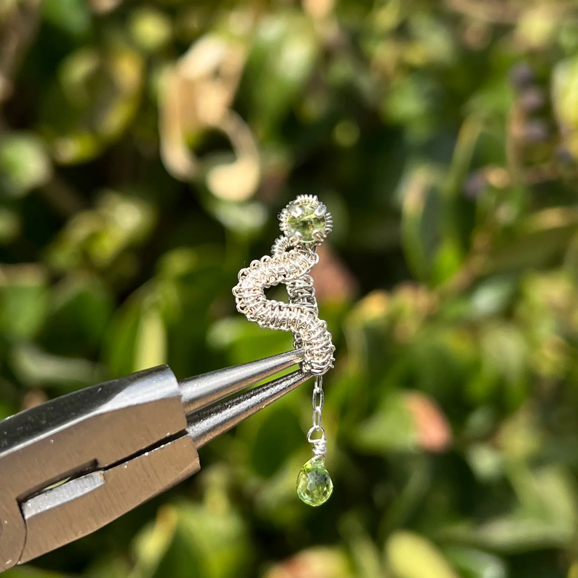 Dangly Vipera Pierceless Nose Cuff in Peridot   .925 Sterling Silver 𓆙 Ready to Ship 𓆙