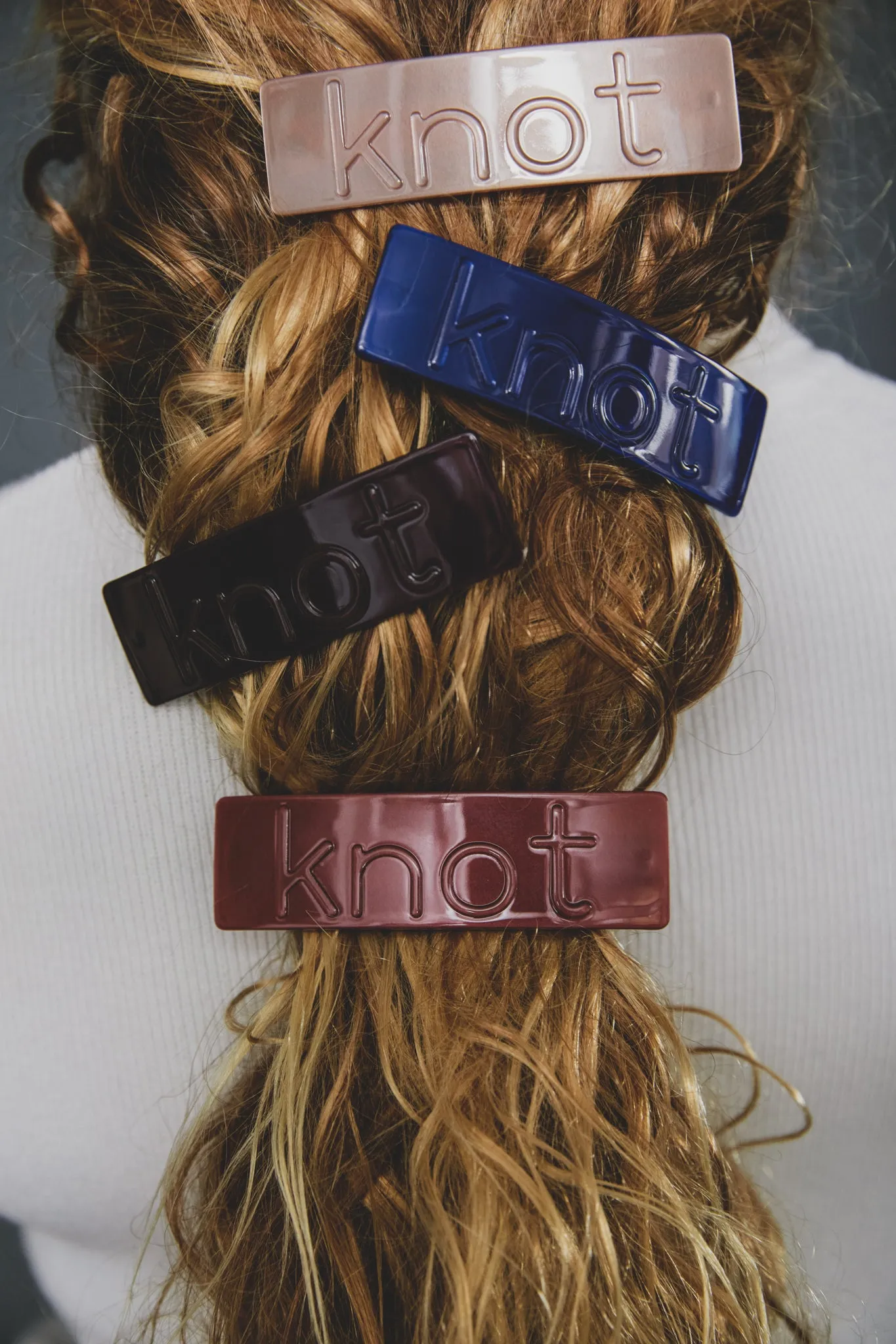 KNOT SIGNATURE BARRETTE