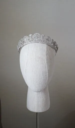 LILIBET Simulated Diamond Royal Bridal Crown