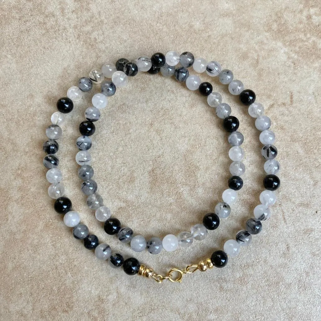 Quartz Necklace - Domino