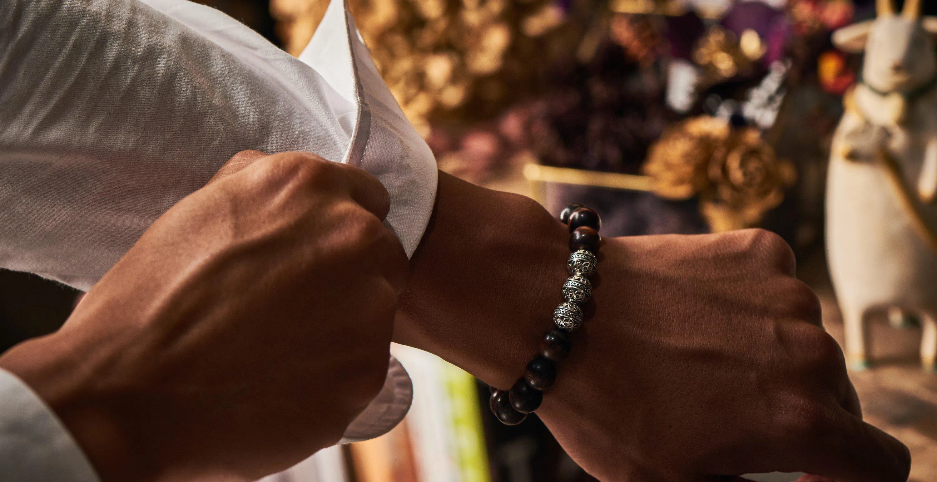 SILVER CLASSIC MATT RED TIGER EYE BRACELET
