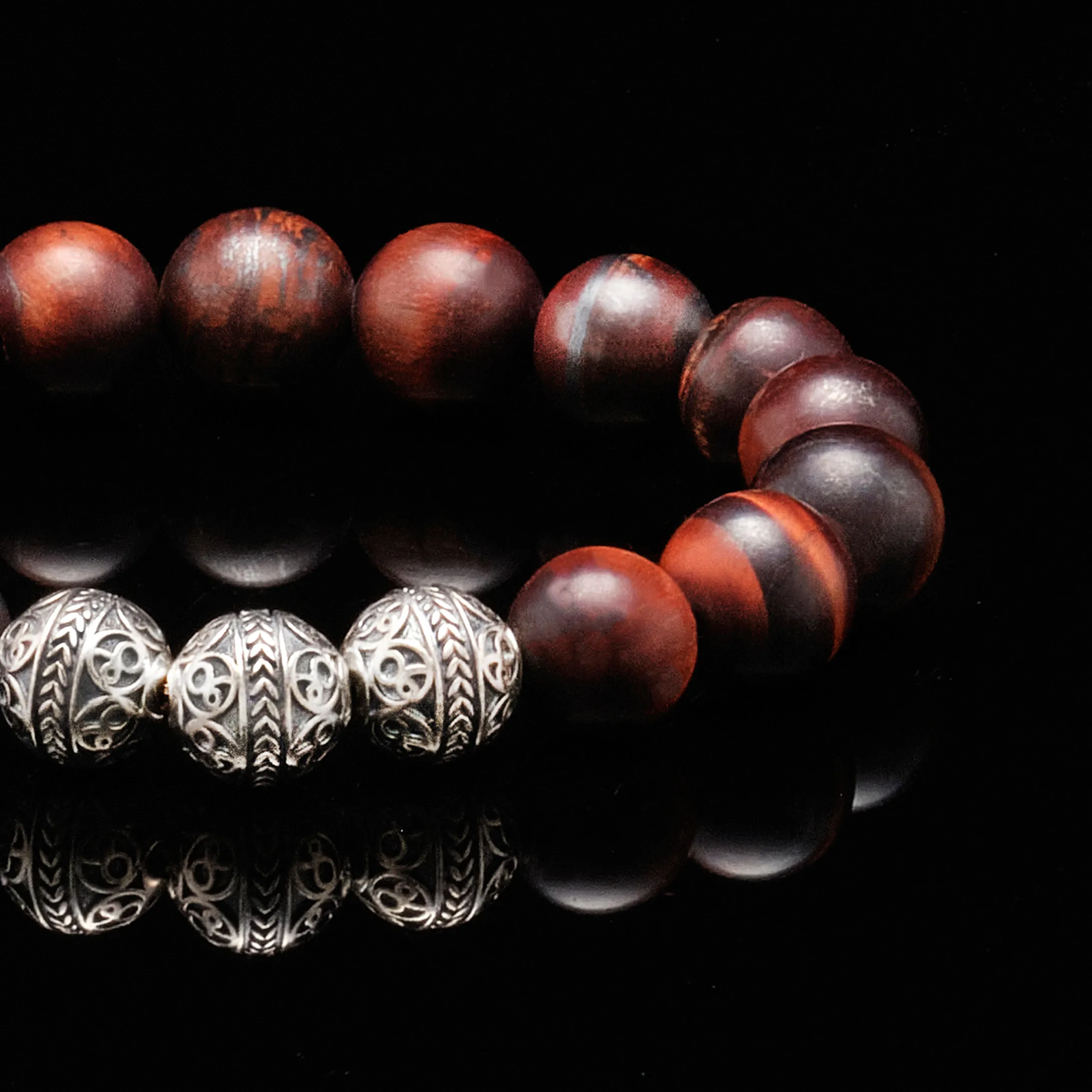 SILVER CLASSIC MATT RED TIGER EYE BRACELET