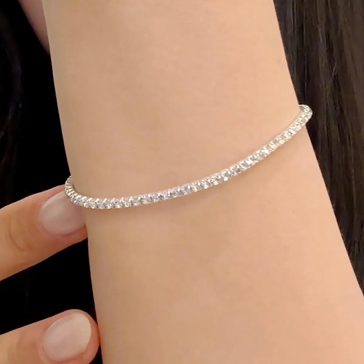 Stretchable tennis chain bracelet
